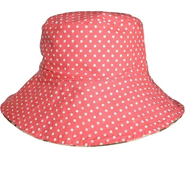 Beach Hat Pig