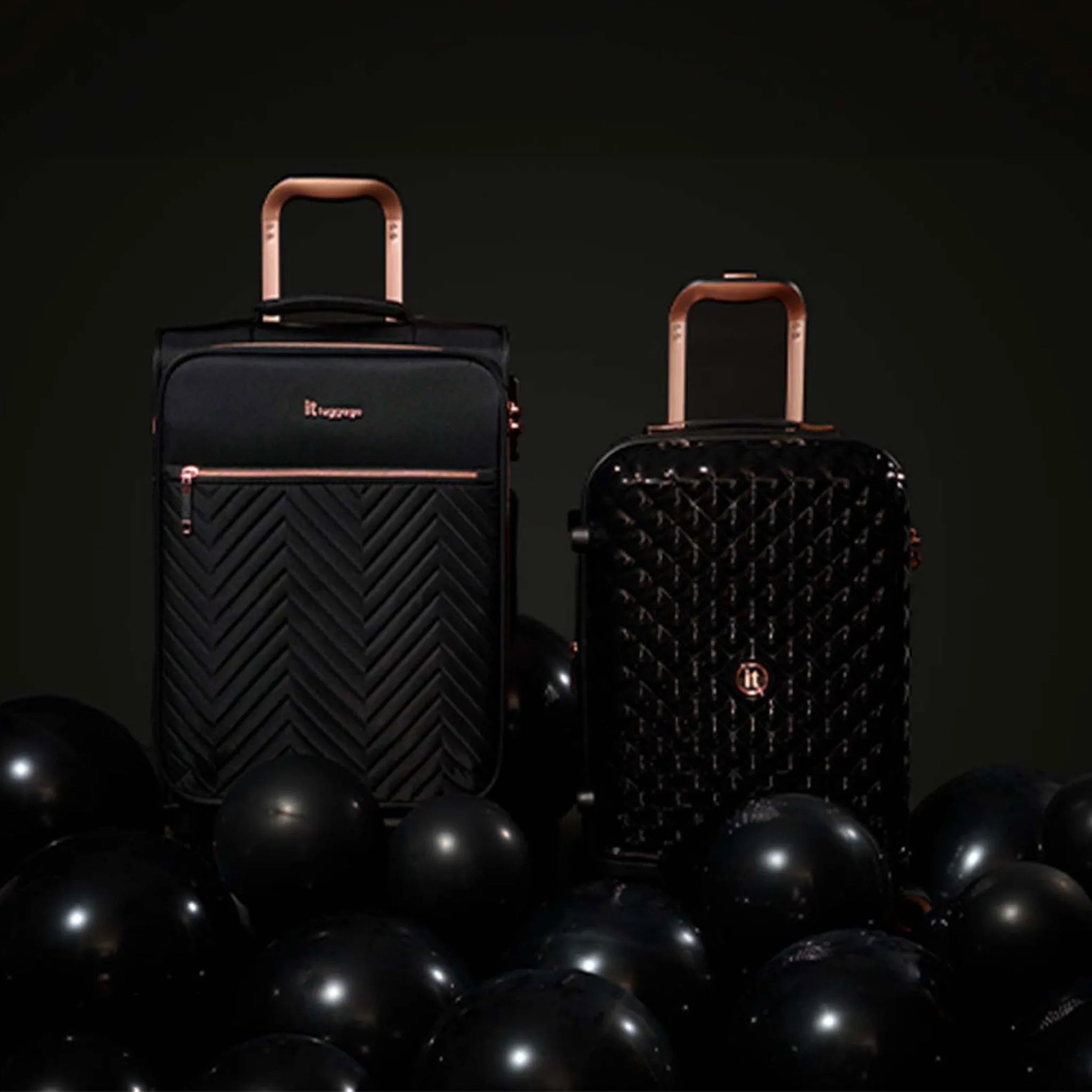 Bewitching - Cabin (Black)