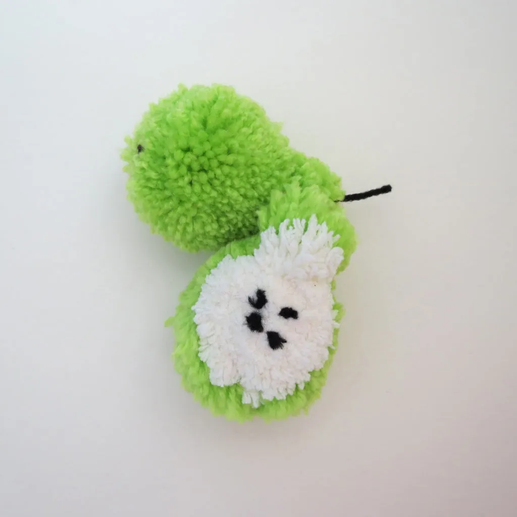 Buttonbag Pompom Making Suitcase Art and craft for kids 6yrs 