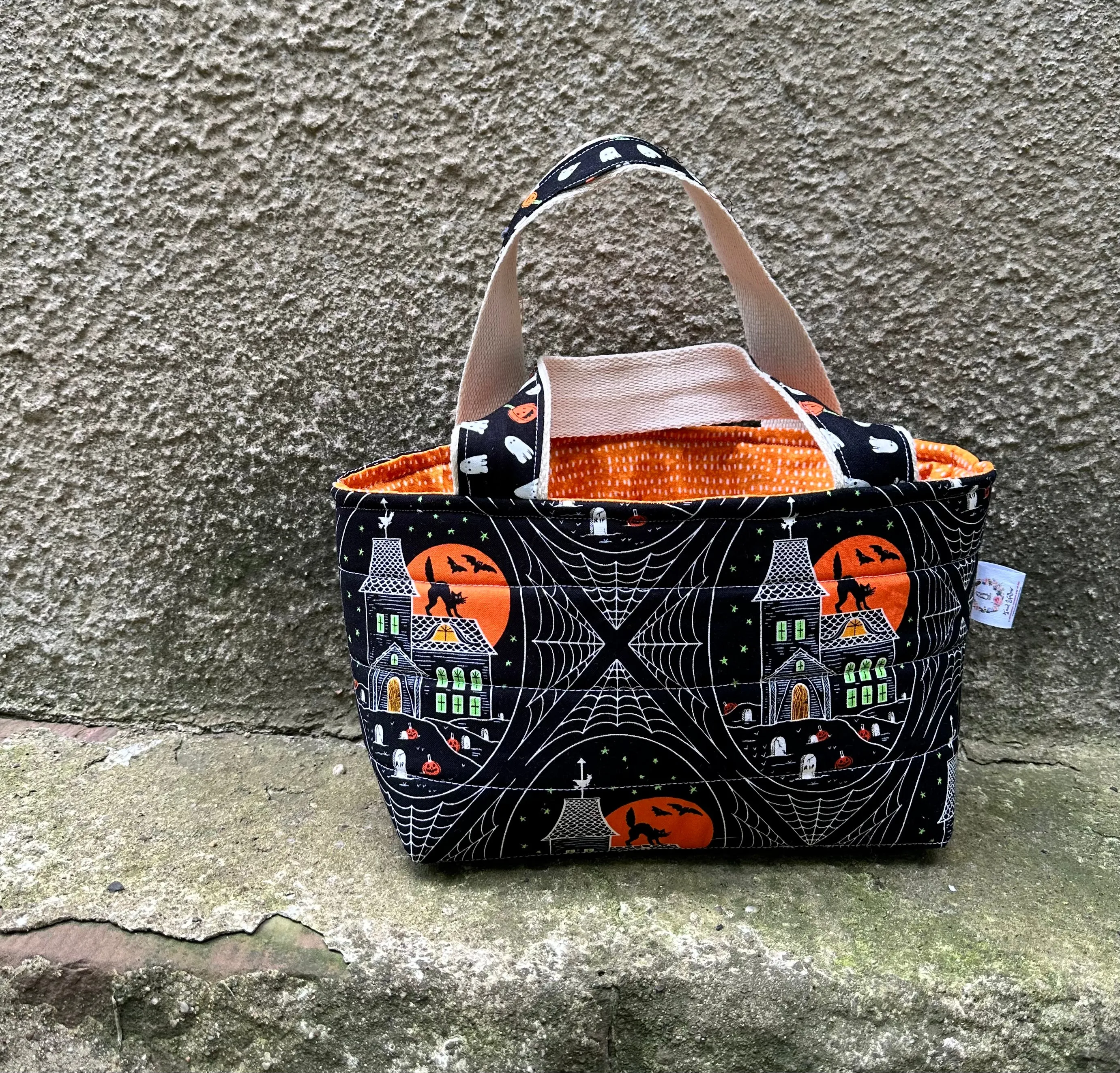 HALLOWEEN CANDY BUCKET BAGS, Toad Hollow Bags, Knitting Project Bag