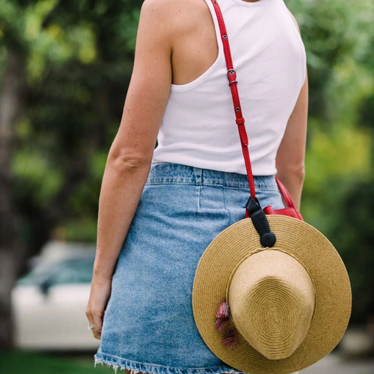 Hat Clip- Klipsta Magnetic Hat Clip with unique lock feature: Navy