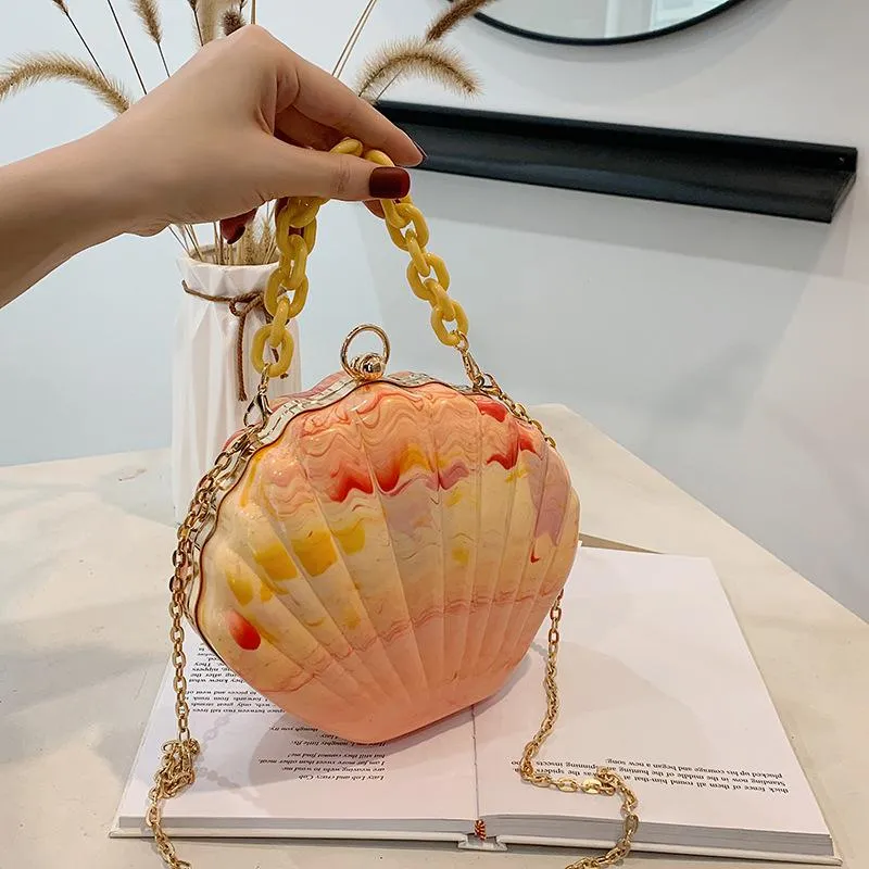 Shell Shape Clutch Bag
