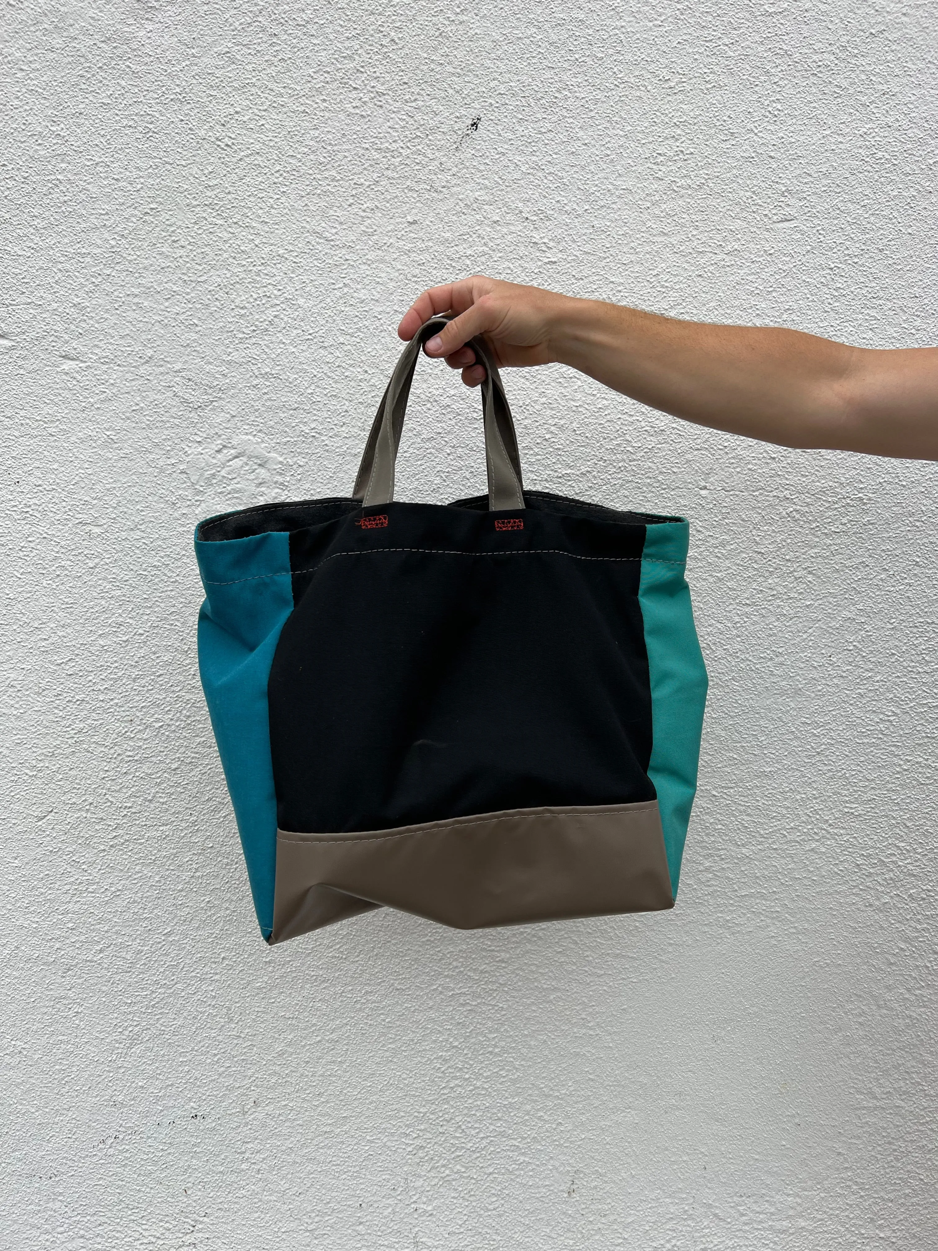 Upcycled Beach Bag short handle