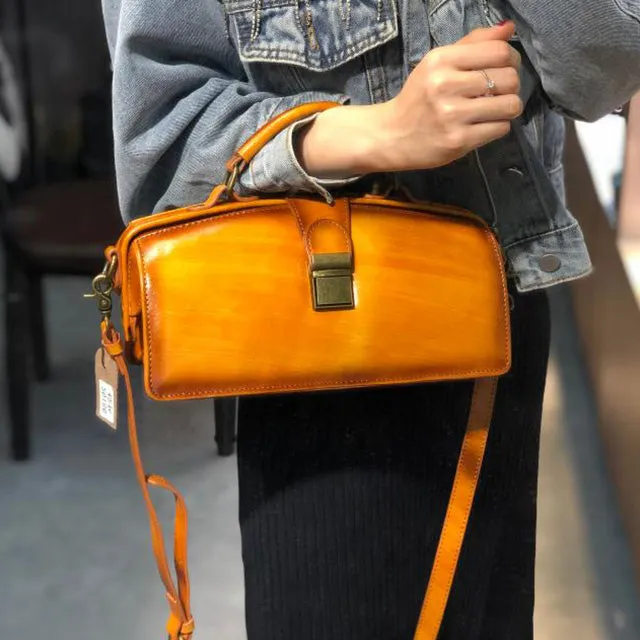 Vintage Women's Doctor Bag Genuine Leather Handbags Shoulder Bags for Women